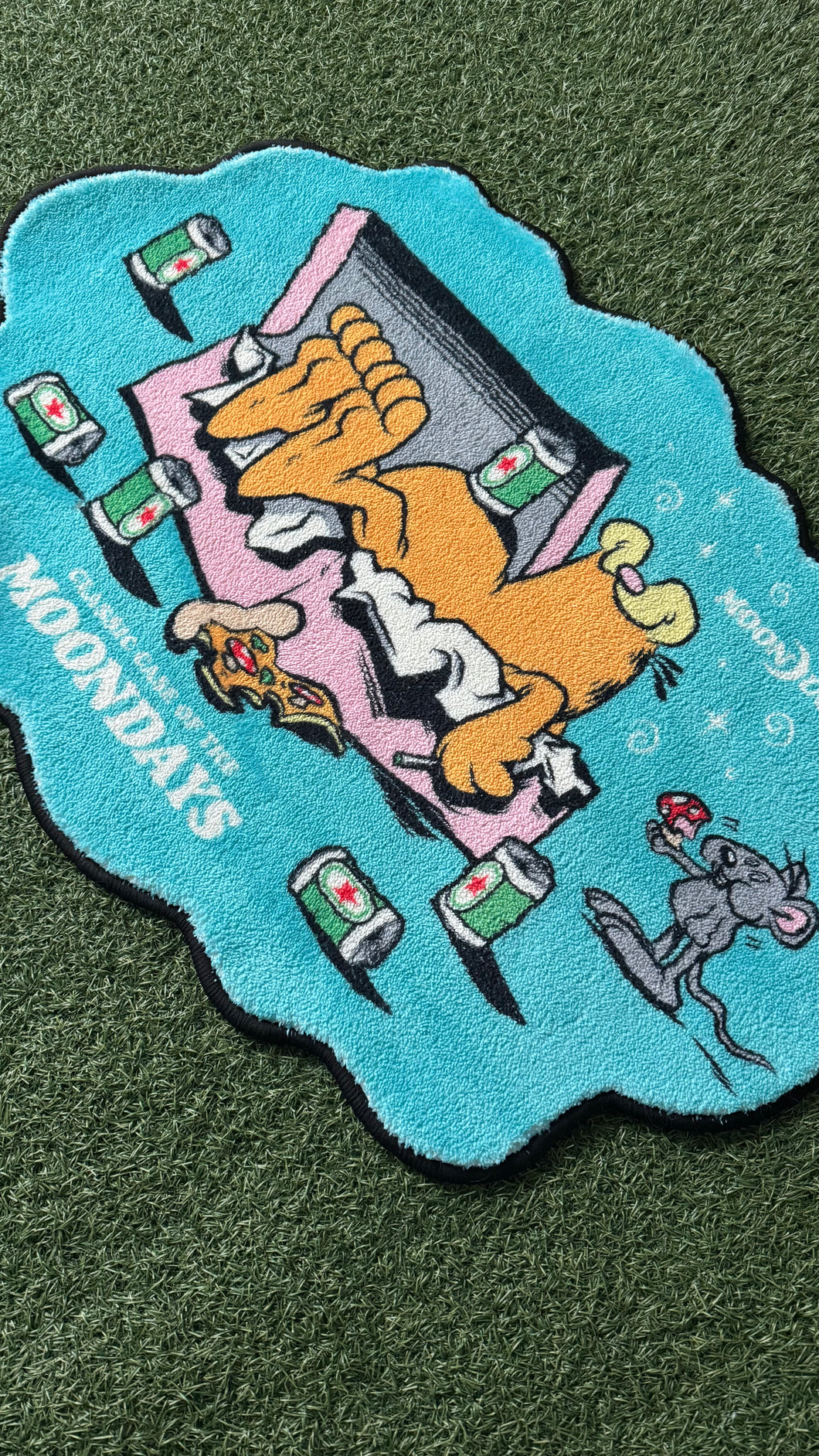 MOONDAYS RUG